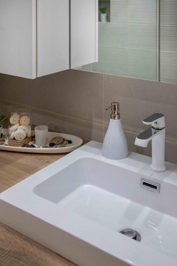 Spacious Apartment In Radnicka Business Zone - Free Parking Zagreb Extérieur photo
